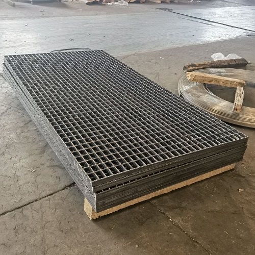 鋼格柵板采購避坑指南：這5個(gè)參數(shù)不懂，小心被坑！