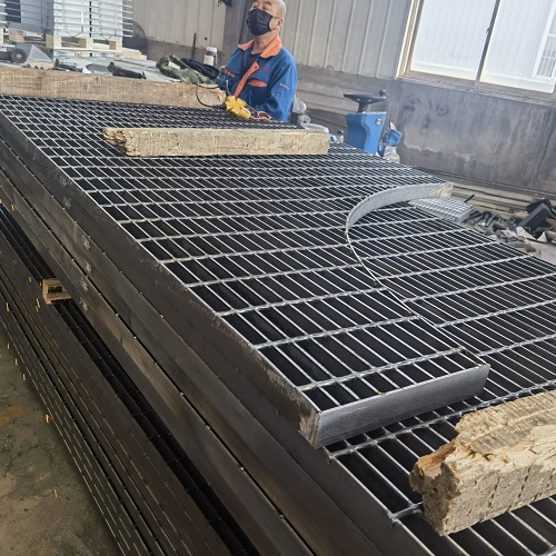 環(huán)保要求下，如何挑選符合標(biāo)準(zhǔn)的鋼格柵產(chǎn)品？