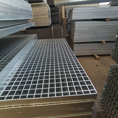 鋼格柵知識(shí)科普：材質(zhì)、規(guī)格如何影響使用效果？