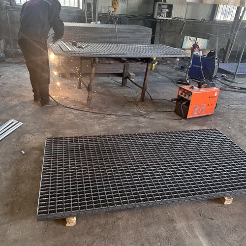 鋼格柵板如何防銹？這些處理方法很關(guān)鍵