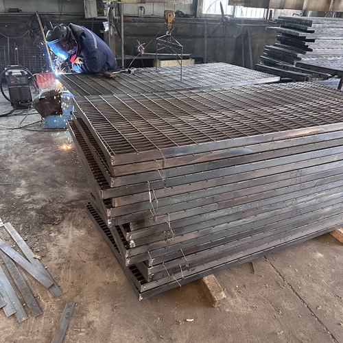 鋼格柵板為什么容易生銹？原因在這里