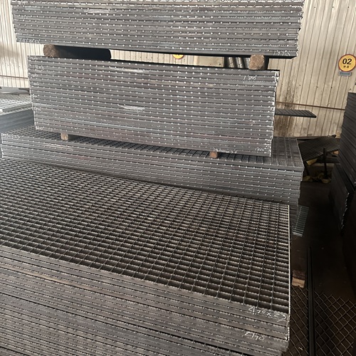 鋼格板企業(yè)應(yīng)對(duì)原材料漲價(jià)，3個(gè)降本妙招