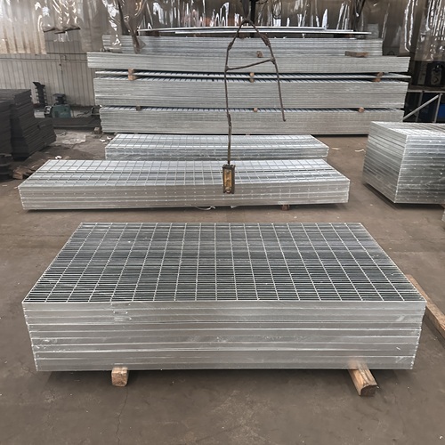 鋼格板玩出設(shè)計(jì)感商業(yè)綜合體隔斷新選擇