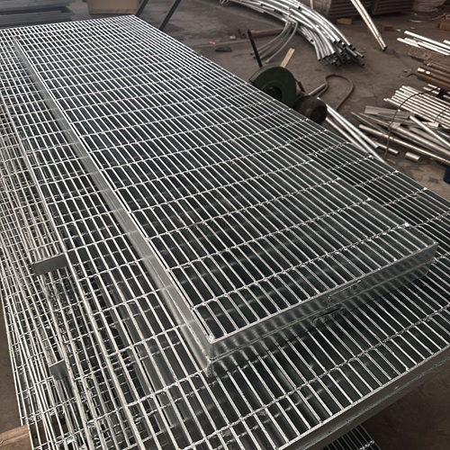 鋼格板熱鍍鋅技術(shù)好在哪？防腐耐用的核心