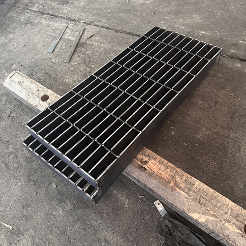 鋼格板在極端環(huán)境下的表現(xiàn)，穩(wěn)到超出預(yù)期